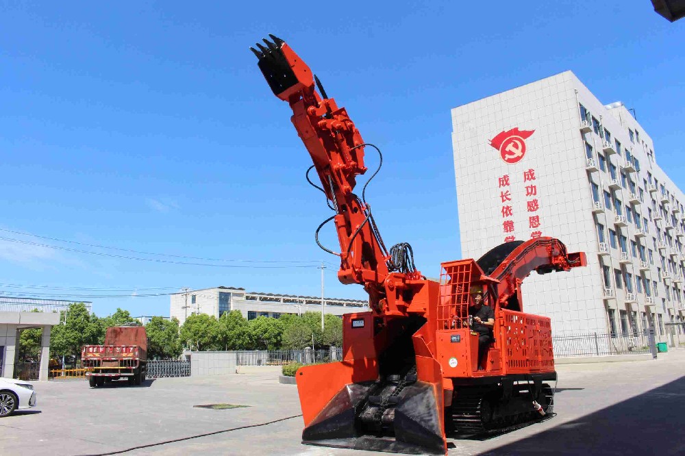 铣挖机+扒渣机组合采购套餐：立省3.8万
